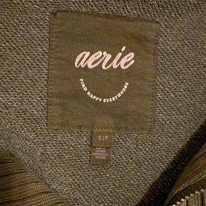 Aerie size small olive sweatshirt.